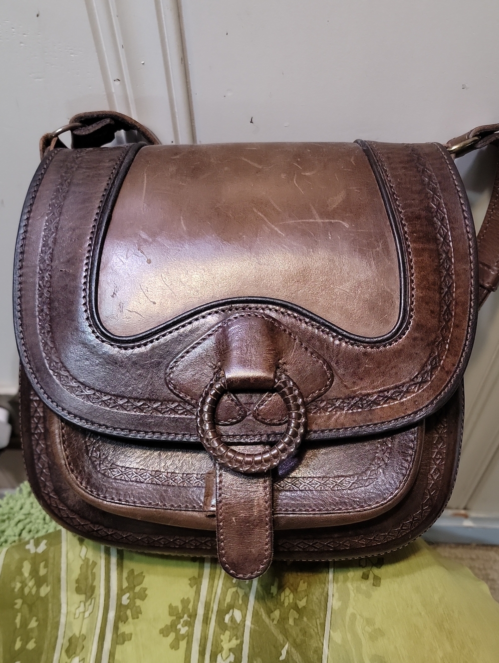 Culteras Celsol Classic Brown Leather Saddle Crossbody Bag